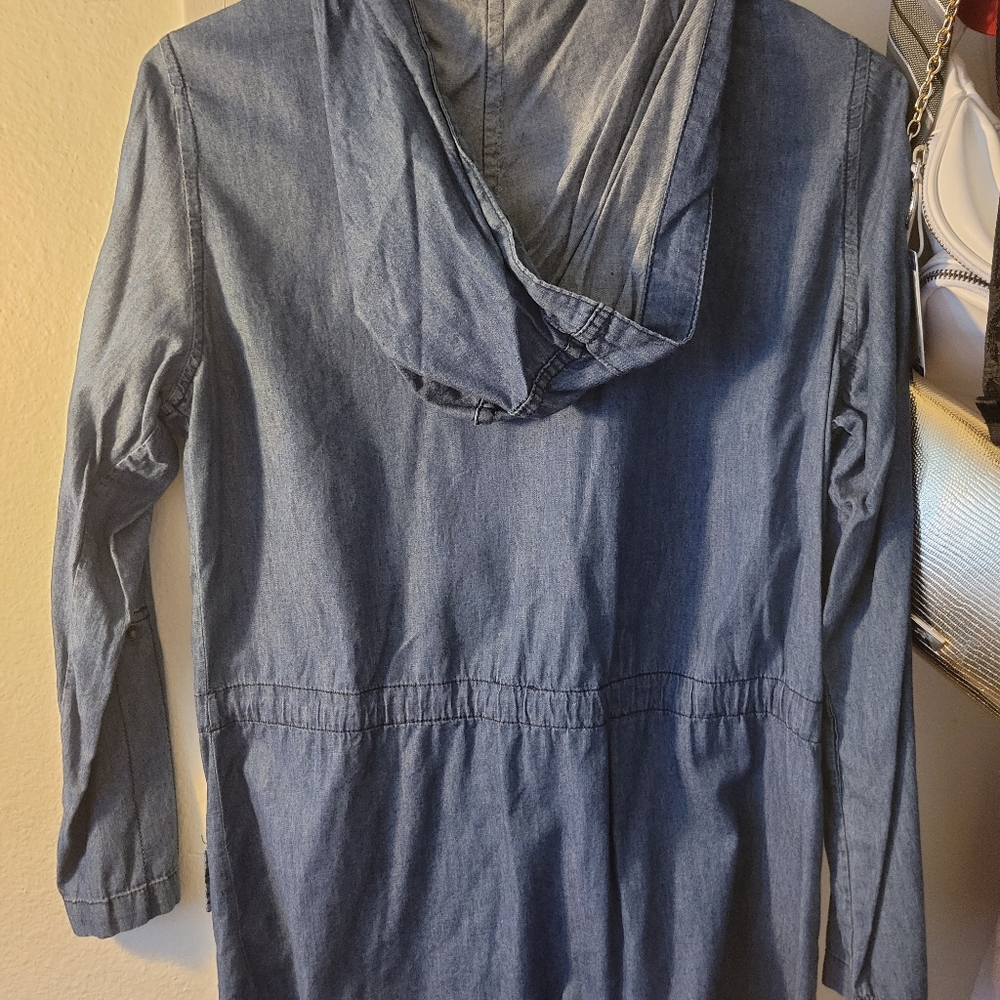 Jacket - Picture 3 of 3